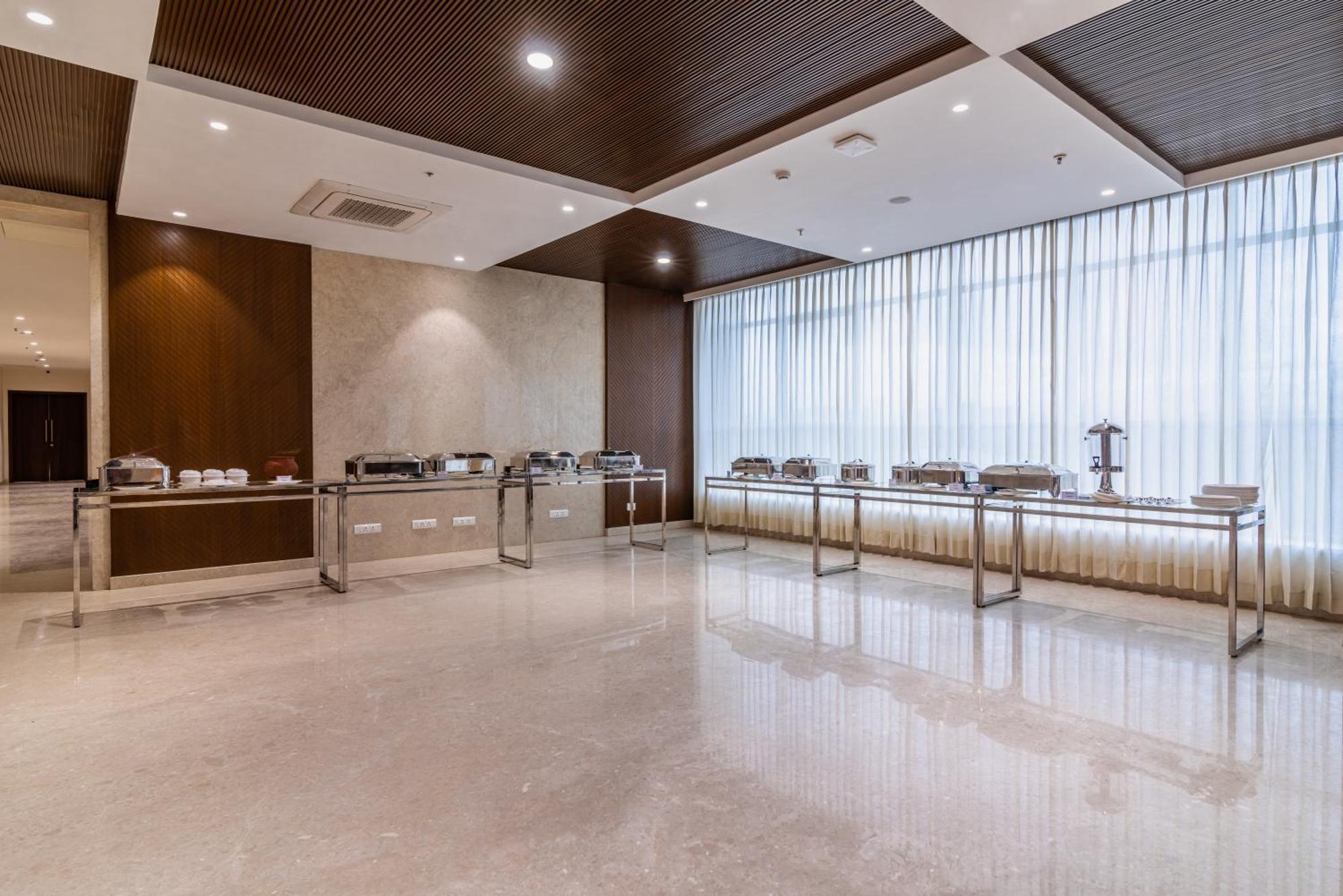 Royal Embassy Otel Erode Dış mekan fotoğraf
