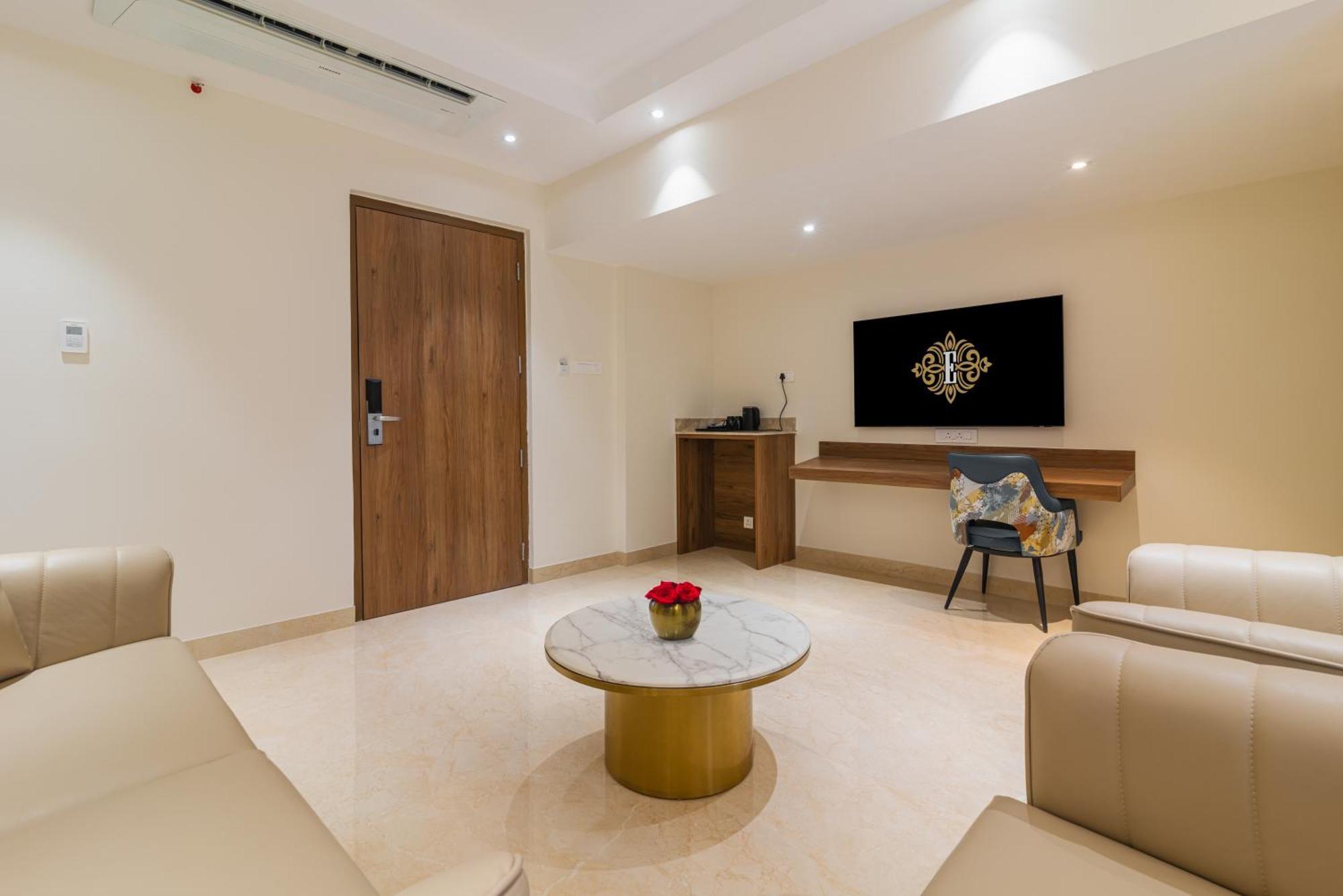 Royal Embassy Otel Erode Dış mekan fotoğraf