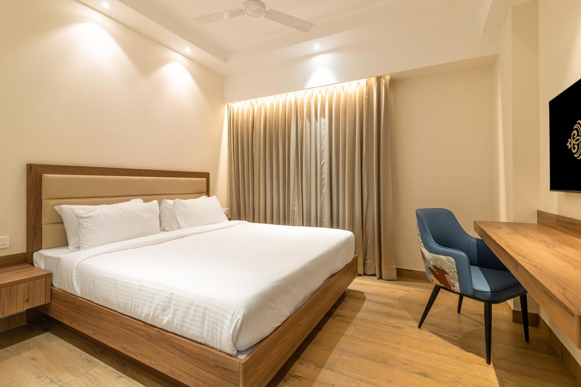Royal Embassy Otel Erode Dış mekan fotoğraf