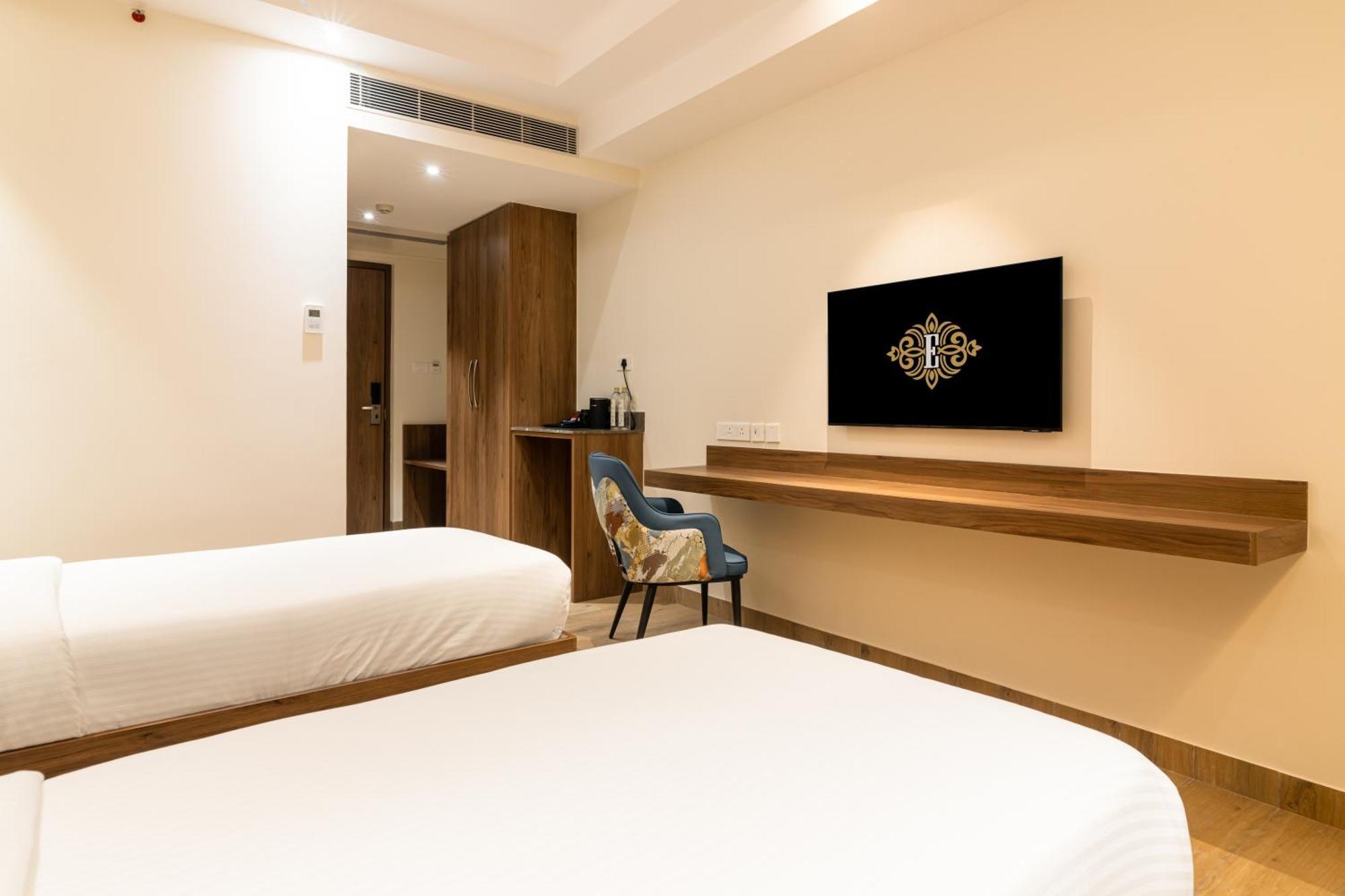 Royal Embassy Otel Erode Dış mekan fotoğraf