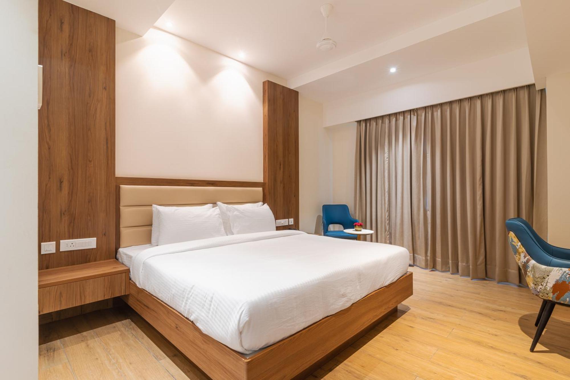 Royal Embassy Otel Erode Dış mekan fotoğraf