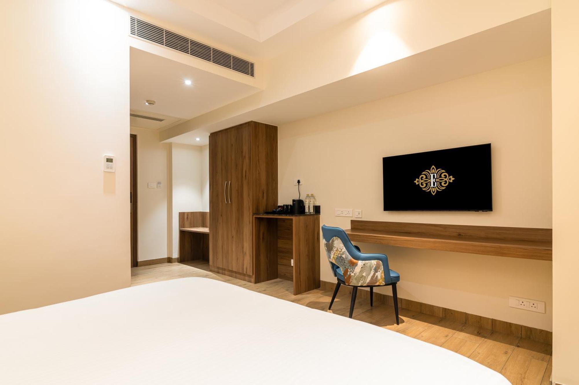 Royal Embassy Otel Erode Dış mekan fotoğraf